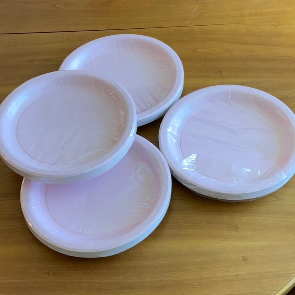 Pink Paper Plates